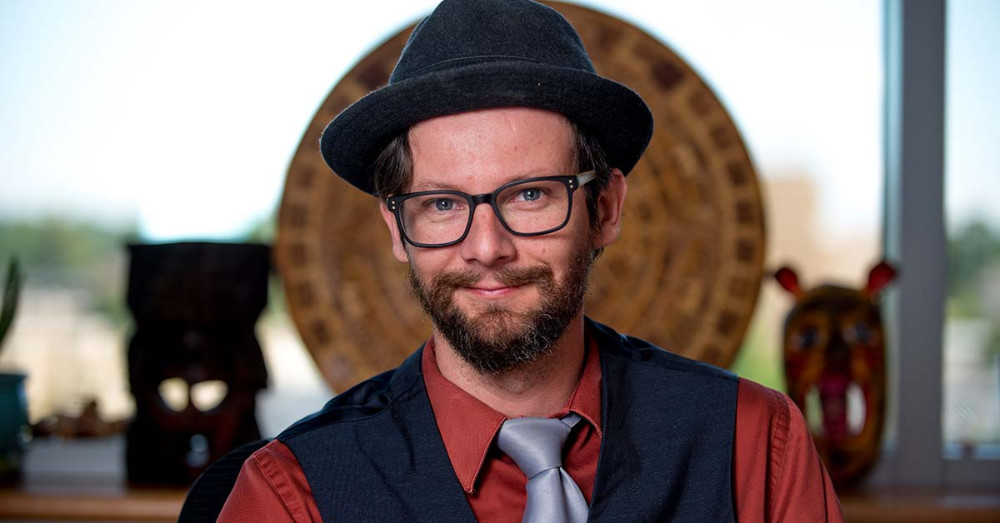 Get to Know the Faculty: Justin Castro