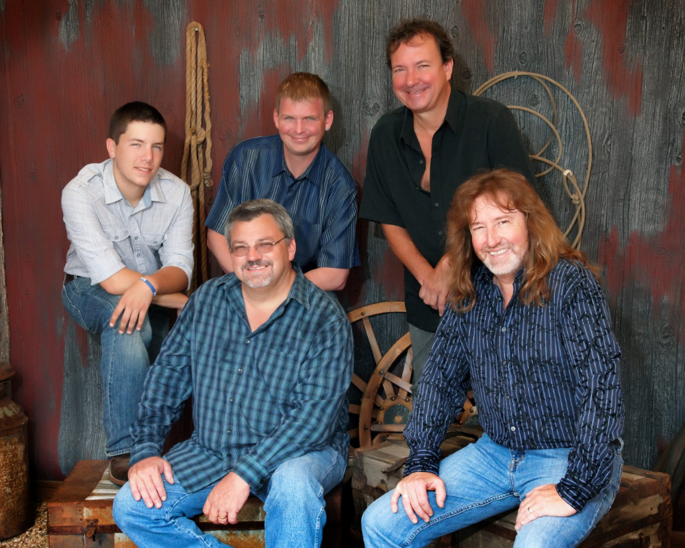 Bluegrass Monday Slates &lsquo;Nothin&rsquo; Fancy&rsquo; for Concert