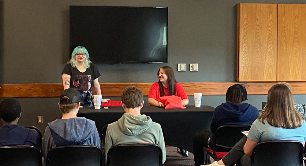 Scarlet to Black Financial Literacy Program Attracts Kays Foundation Support