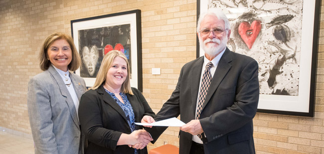 Kays Foundation Awards Grant for Physical Therapy Education
