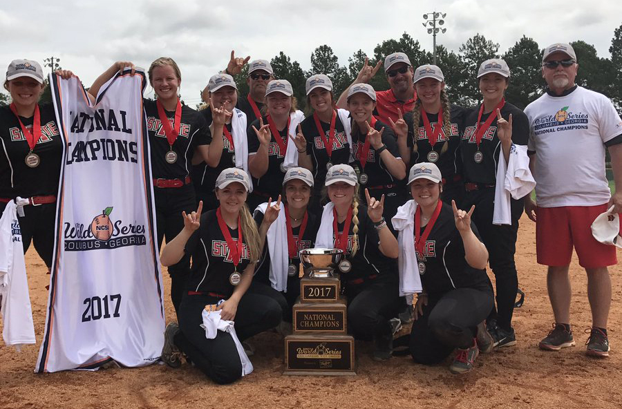 Softball Wins NCSA World Series National Championship